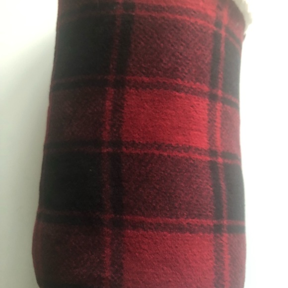 Sunbeam Red and Black Heated Blanket - Picture 6 of 7